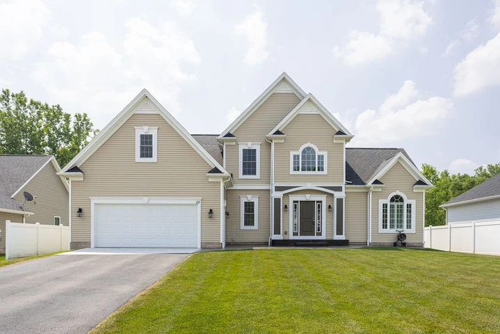 Nearby Listing Image