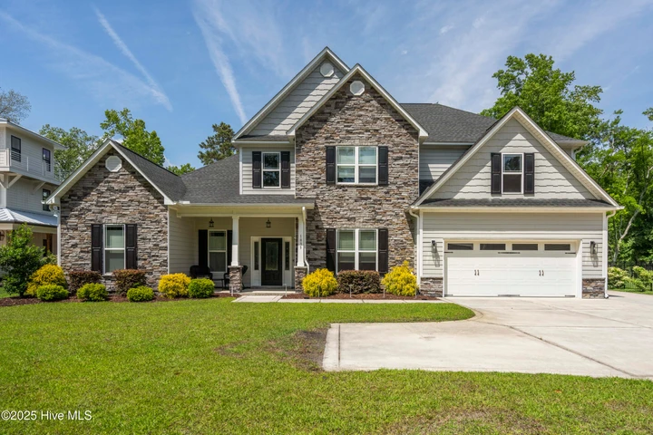Nearby Listing Image