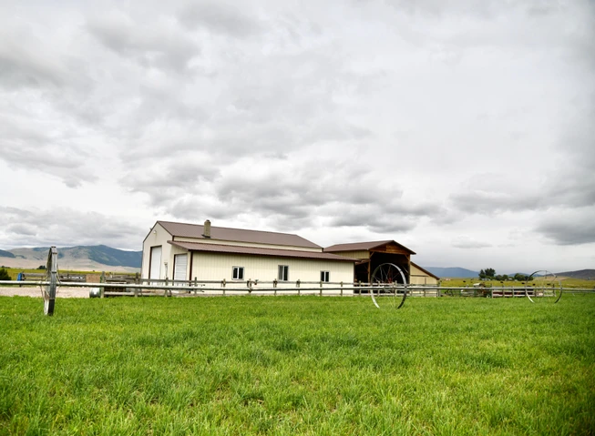 Nearby Listing Image