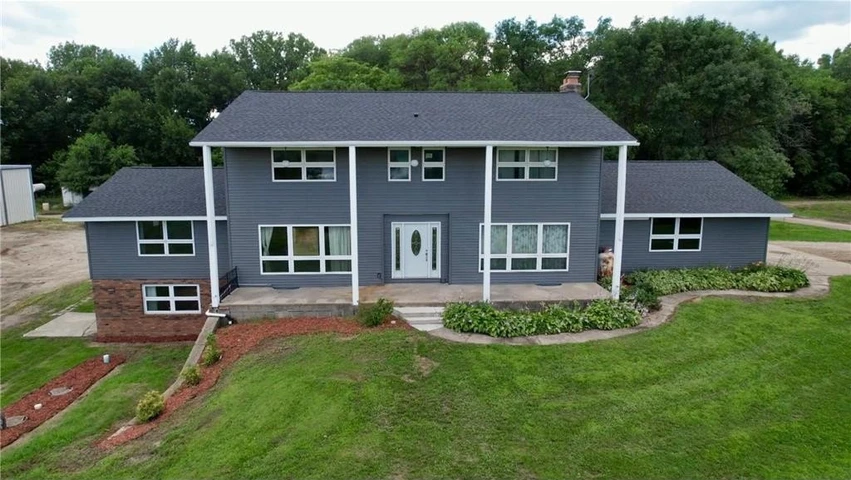 Nearby Listing Image