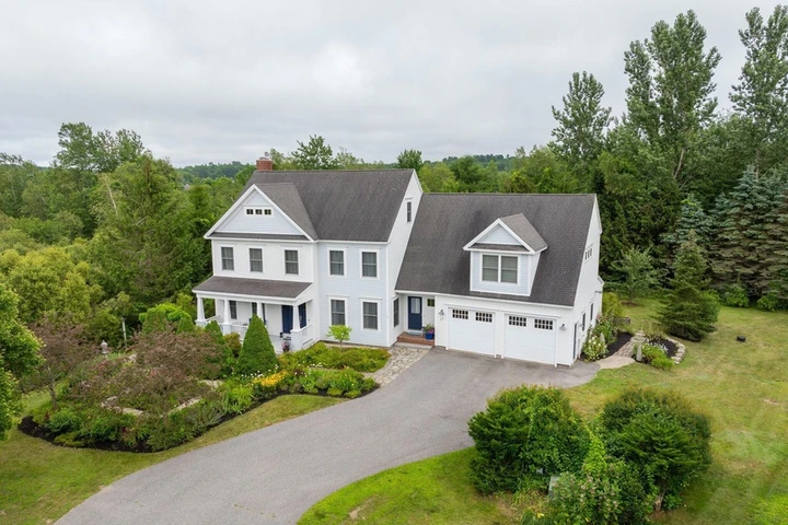 Nearby Listing Image