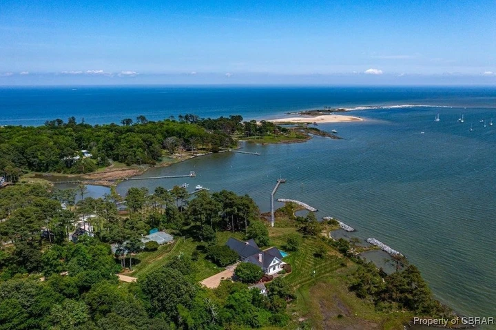 Nearby Listing Image