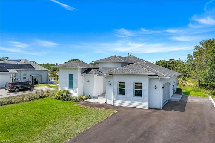 Nearby Listing Image