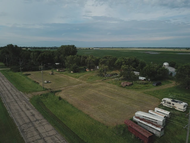 Nearby Listing Image
