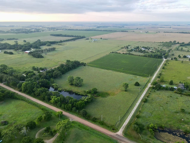Nearby Listing Image