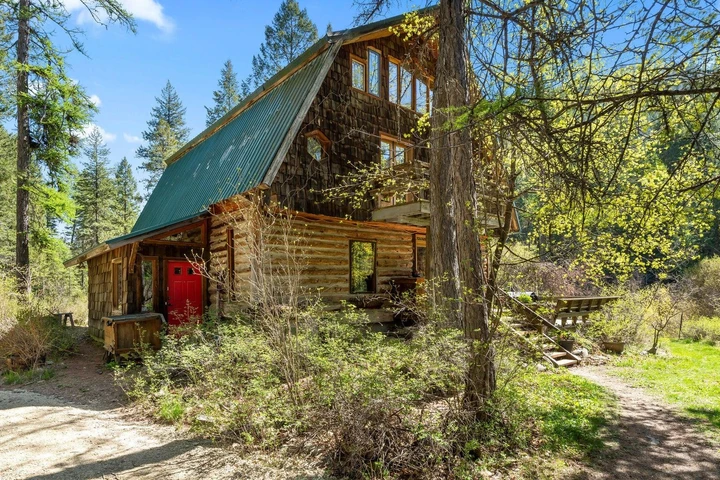 Nearby Listing Image