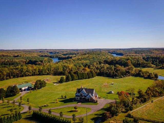 Nearby Listing Image