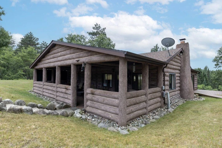 Nearby Listing Image