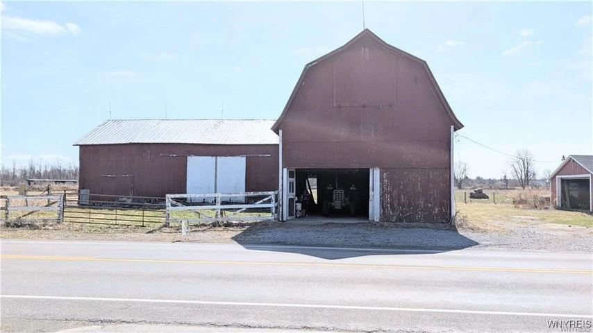 Nearby Listing Image