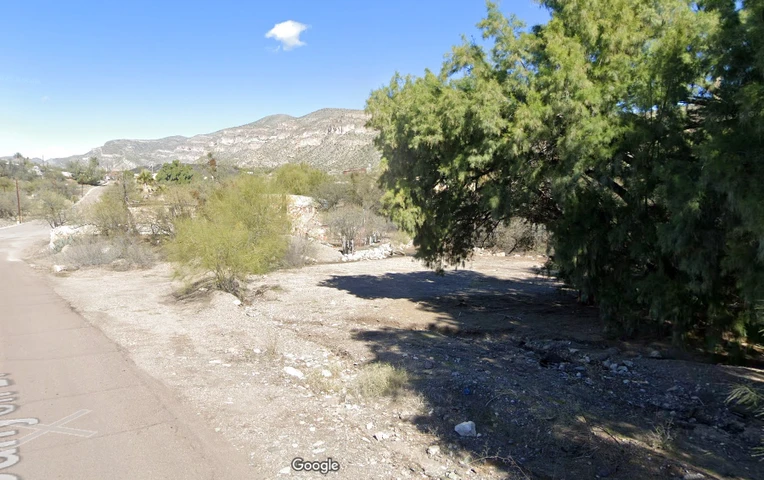Nearby Listing Image