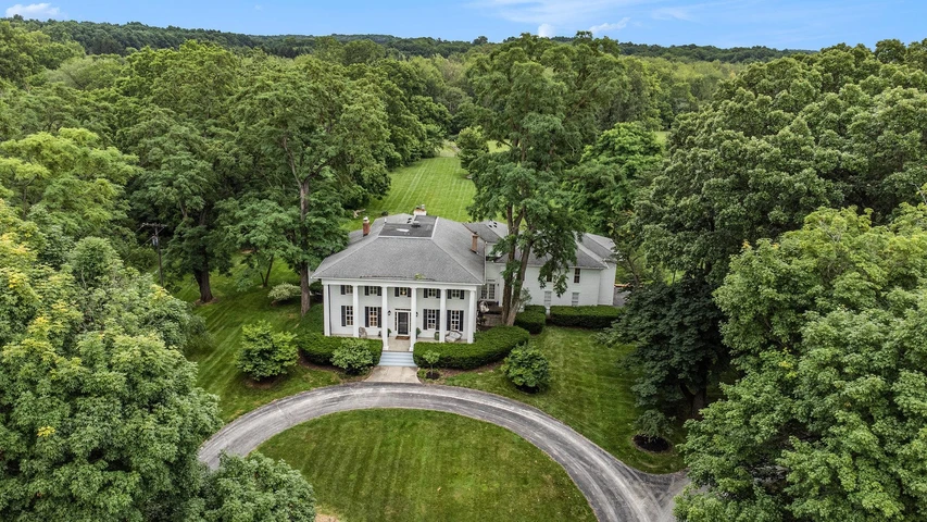 Nearby Listing Image