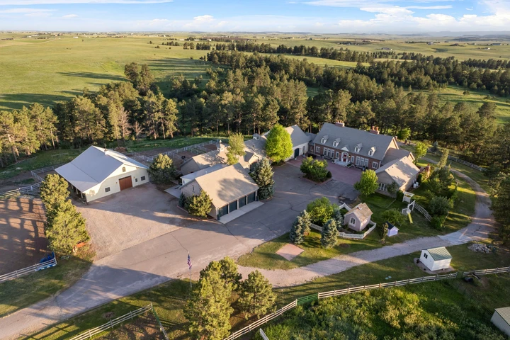 Nearby Listing Image
