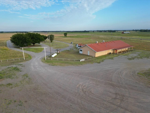Nearby Listing Image