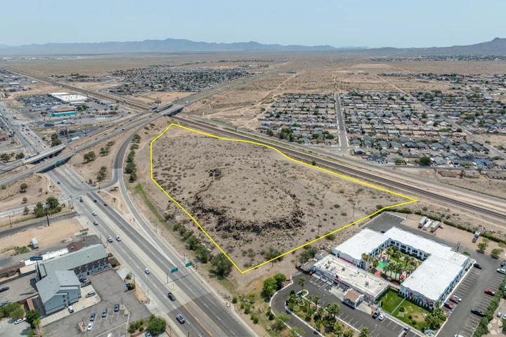Nearby Listing Image