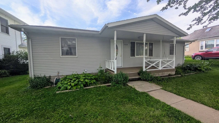 Nearby Listing Image