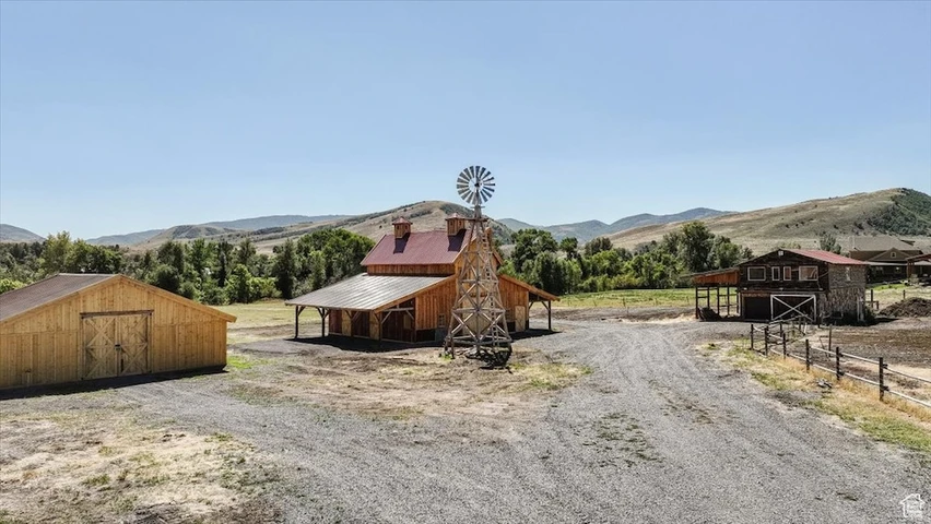 Nearby Listing Image