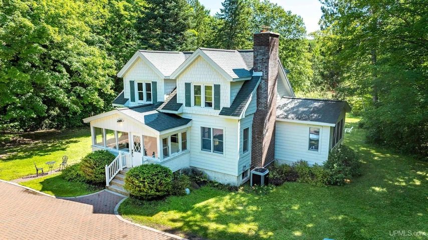 Nearby Listing Image