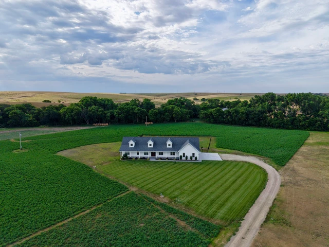 Nearby Listing Image