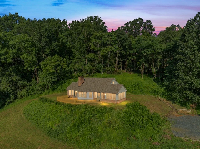Nearby Listing Image