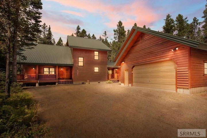Nearby Listing Image