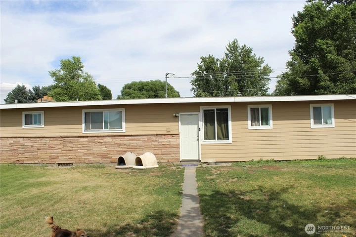 Nearby Listing Image