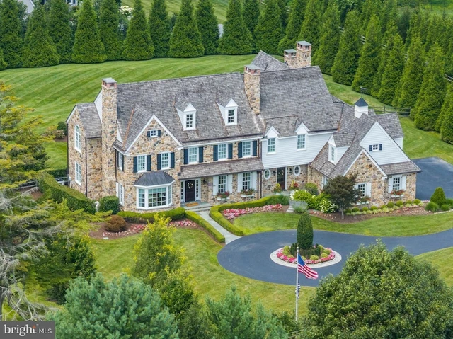 Nearby Listing Image