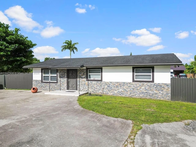 Nearby Listing Image