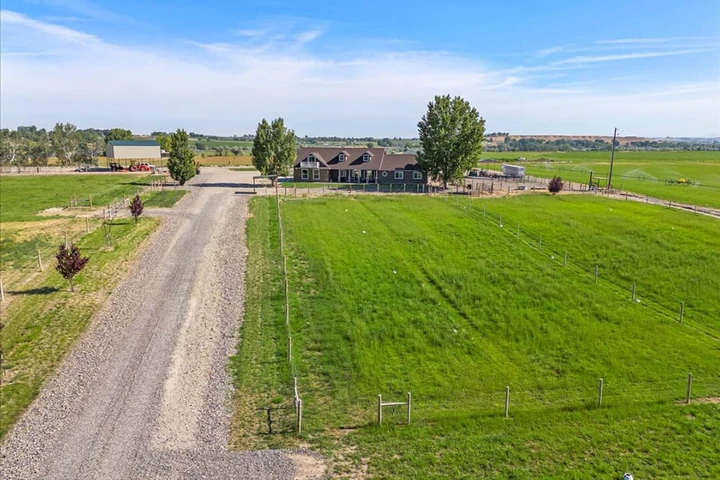 Nearby Listing Image