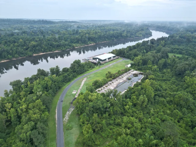 Nearby Listing Image