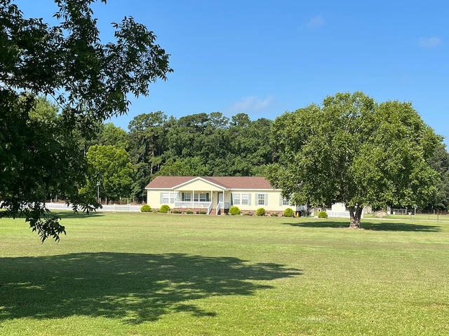 Nearby Listing Image