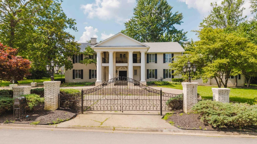 Nearby Listing Image