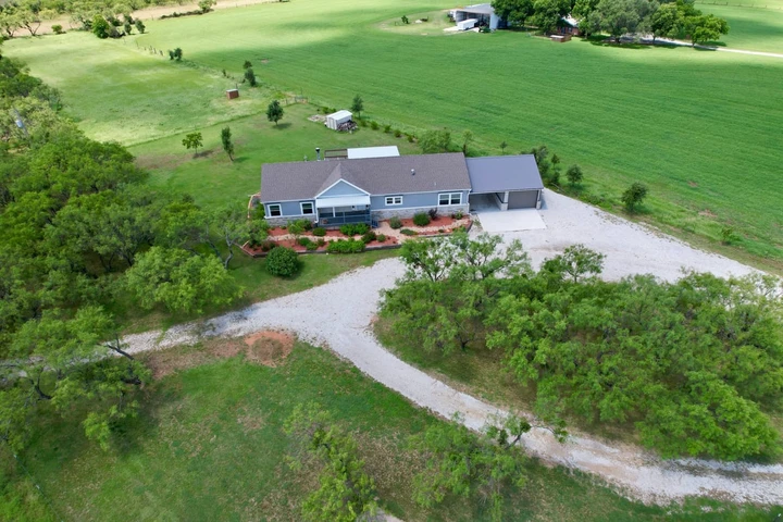 Nearby Listing Image