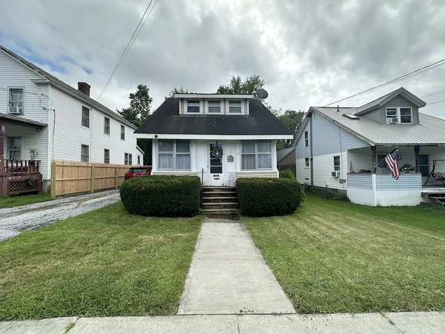 Nearby Listing Image