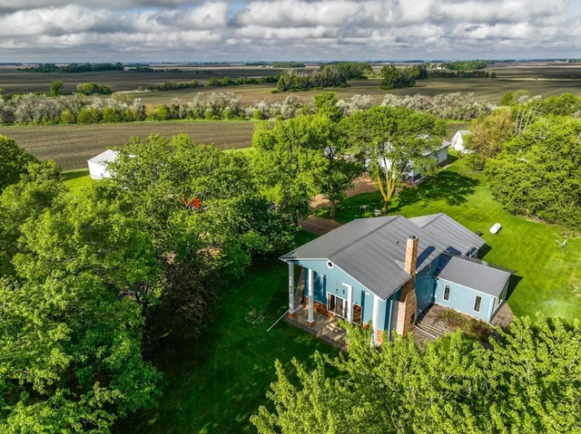 Nearby Listing Image