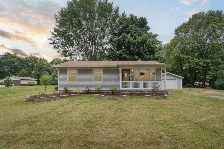 Nearby Listing Image