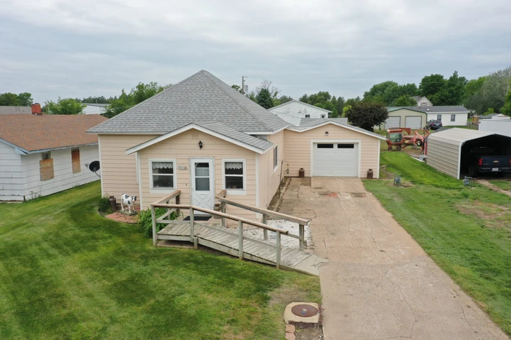 Nearby Listing Image