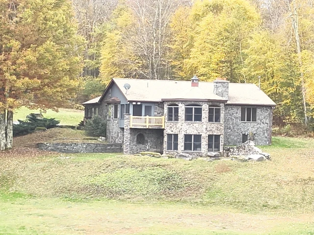 Nearby Listing Image