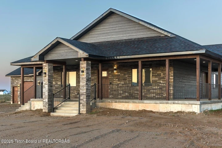 Nearby Listing Image