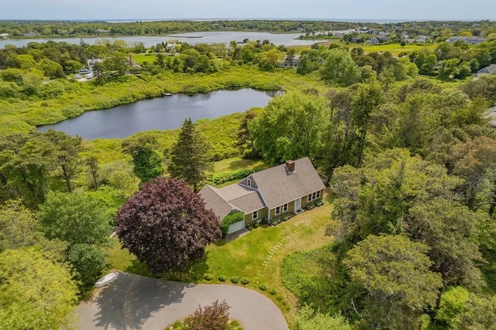 Nearby Listing Image