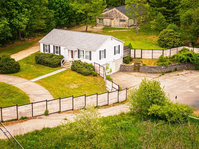 Nearby Listing Image