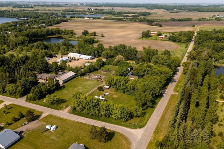 Nearby Listing Image