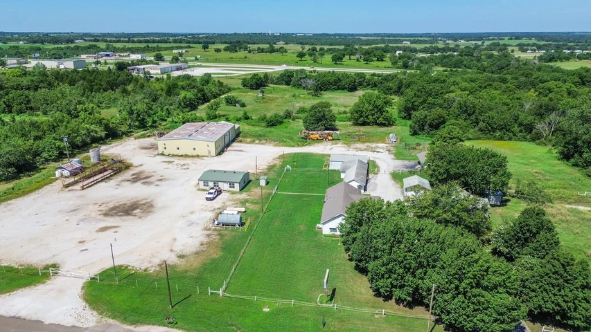 Nearby Listing Image