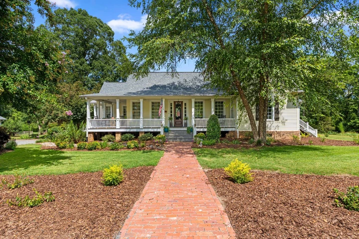 Nearby Listing Image