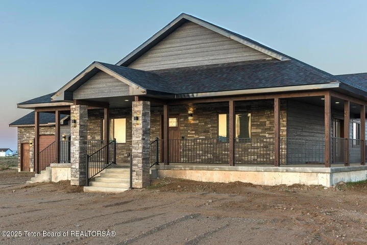 Nearby Listing Image