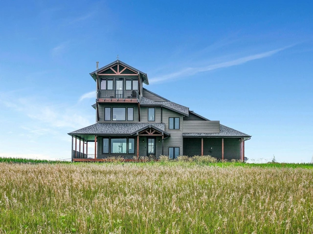 Nearby Listing Image