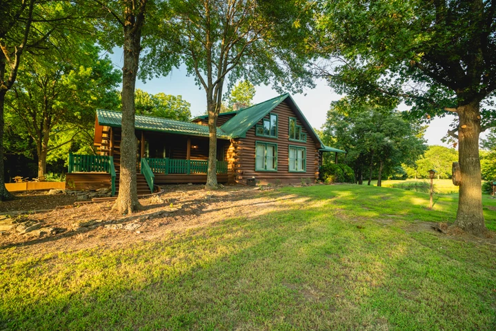 Nearby Listing Image