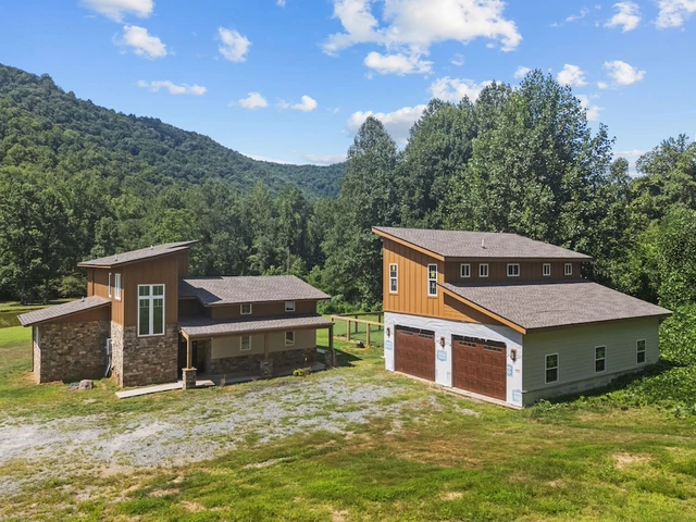Nearby Listing Image