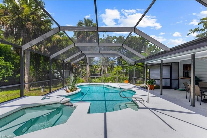 Nearby Listing Image