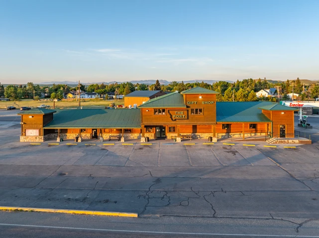 Nearby Listing Image