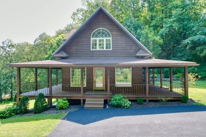 Nearby Listing Image